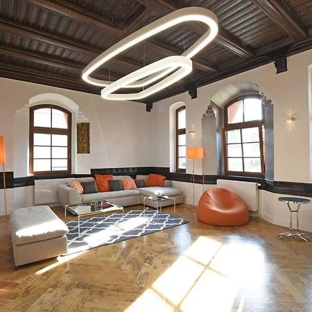 6,5 Luxury Room Apartment - Central Zwickau - 3 Bedrooms - 2 Bathrooms エクステリア 写真