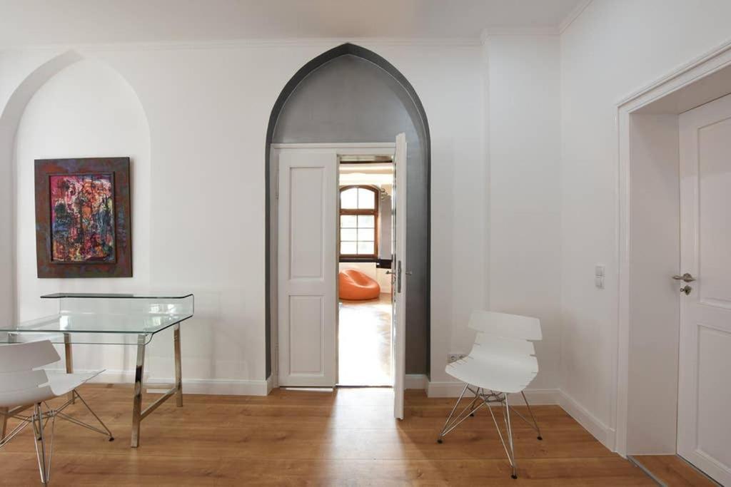 6,5 Luxury Room Apartment - Central Zwickau - 3 Bedrooms - 2 Bathrooms エクステリア 写真